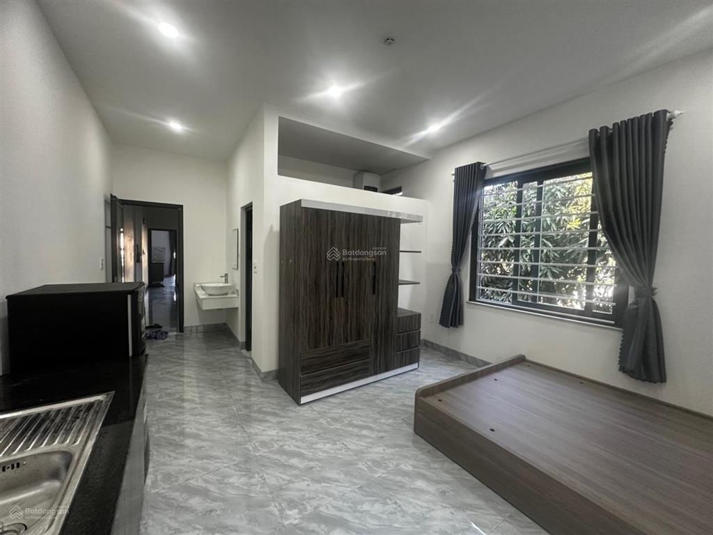 Hàng hiếm! hạ giá bán tòa căn hộ 4 tầng  lô góc sát bên là công viên, mặt tiền mỹ an