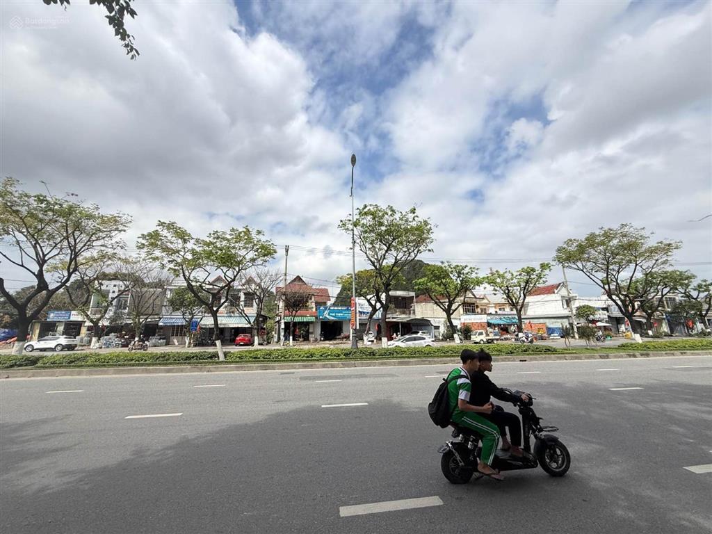 Gần 600m2 mt lê văn hiến  ngay danh thắng ngũ hành sơn  chỉ 40 tỷ