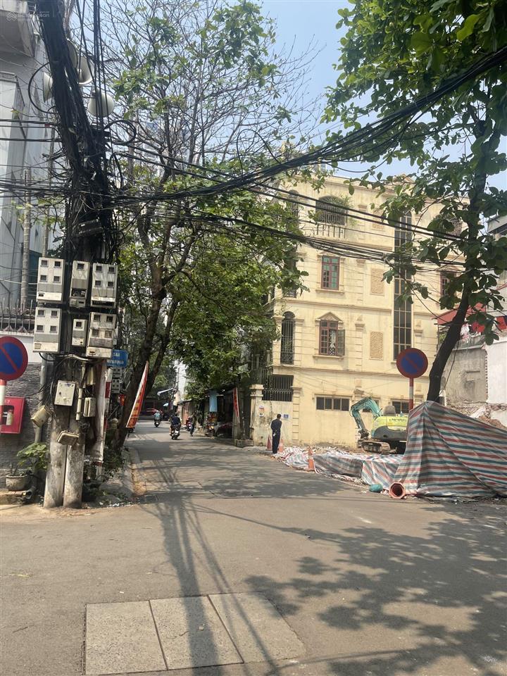 Hàng hiếm mặt ngõ 80 hoàng đạo thành. 130m2. mt 12m. hiện trạng đất. sổ phân lô. giá 36t