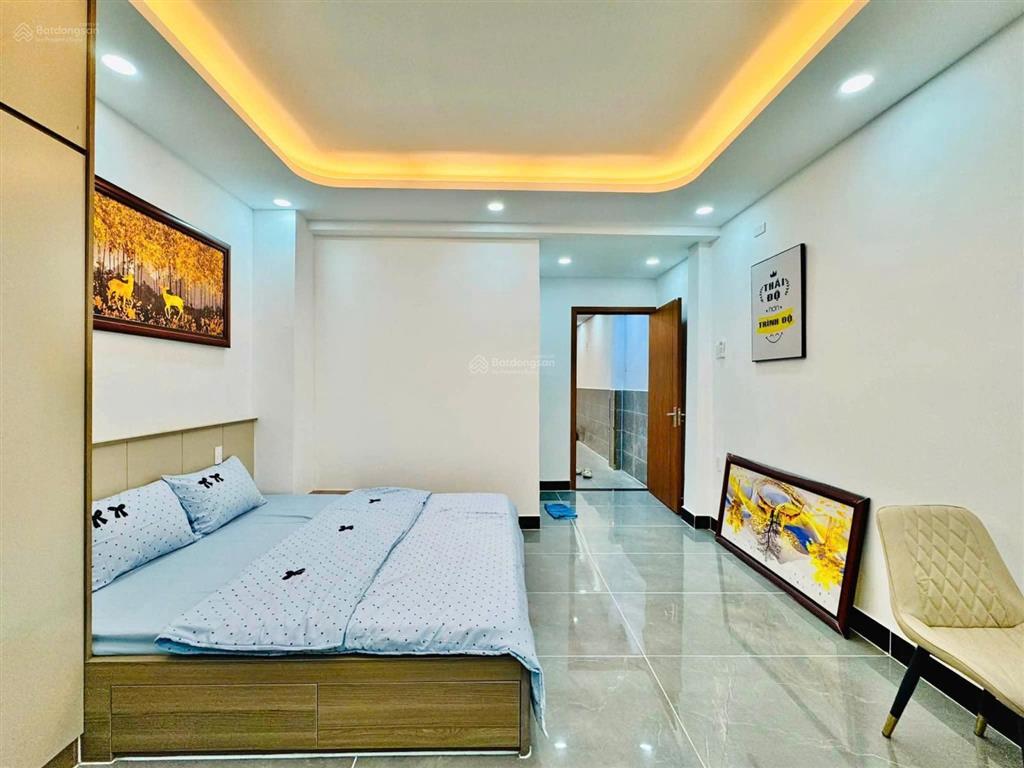 Nhà đang khai thác chdv gần galaxy kinh dương vương, 5 tầng btct 9pn 9wc, dòng tiền sẵn 50 tr /th
