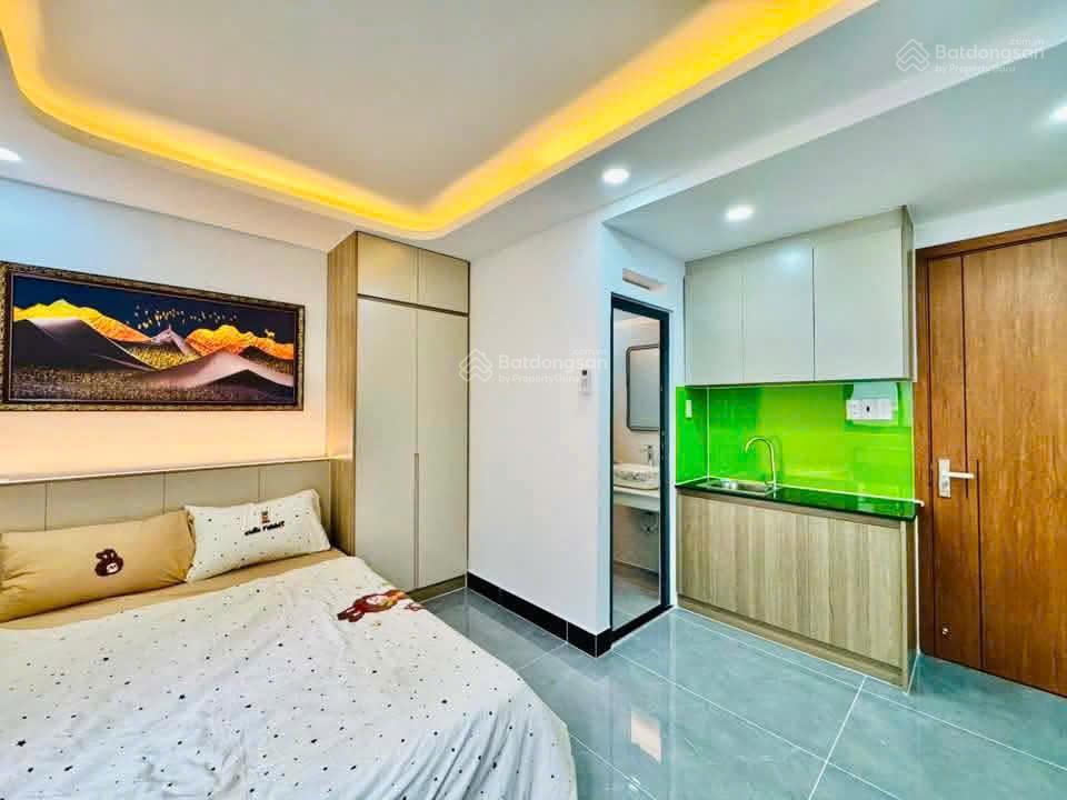 Nhà đang khai thác chdv gần galaxy kinh dương vương, 5 tầng btct 9pn 9wc, dòng tiền sẵn 50 tr /th
