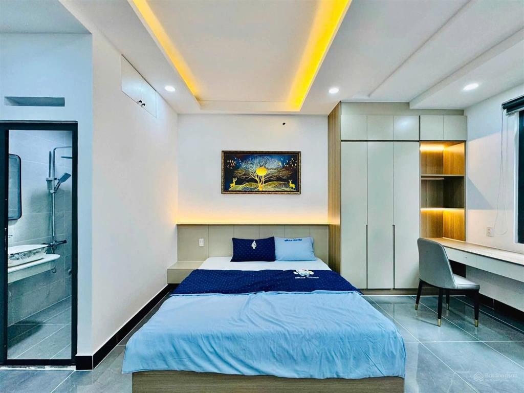 Nhà đang khai thác chdv gần galaxy kinh dương vương, 5 tầng btct 9pn 9wc, dòng tiền sẵn 50 tr /th