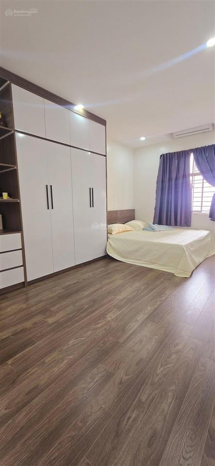 Bán căn hộ tòa 30t2 hoàng minh giám, 50m2, 4 tỷ, 2 ngủ, 1 vs, sổ đỏ cc, full nội thất mới đẹp