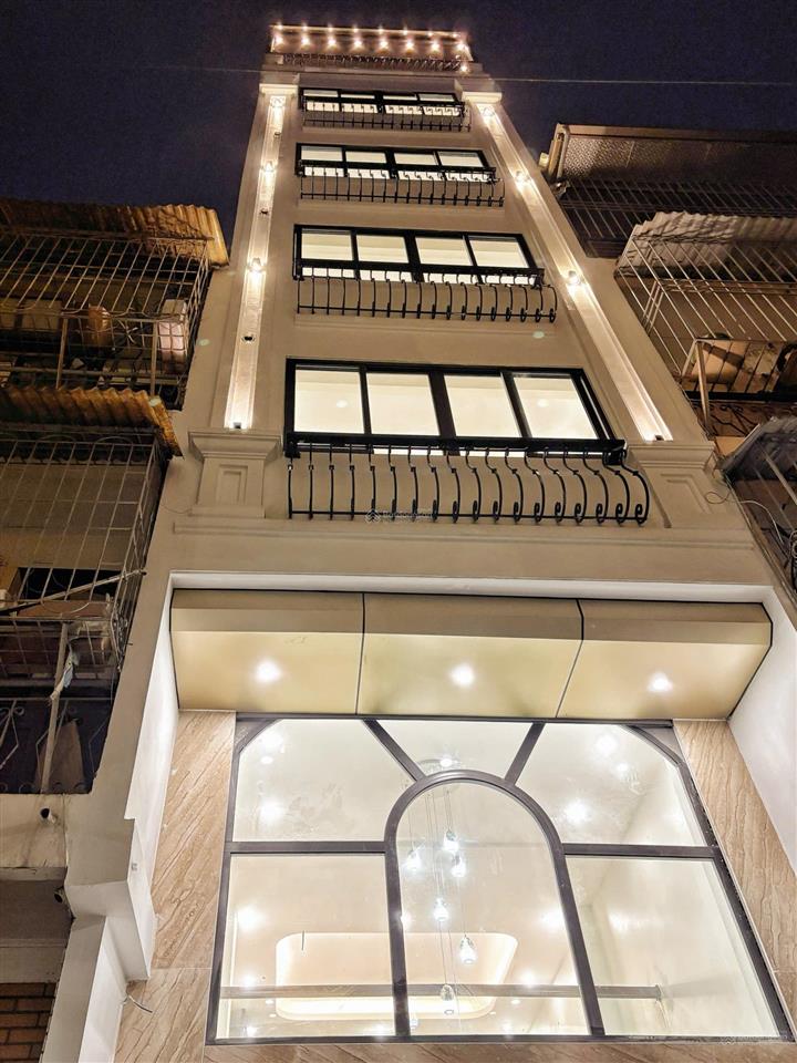 Cho thuê nhà mới 100%  thang máy  ô tô tận cửa  phù hợp văn phòng, spa, studio