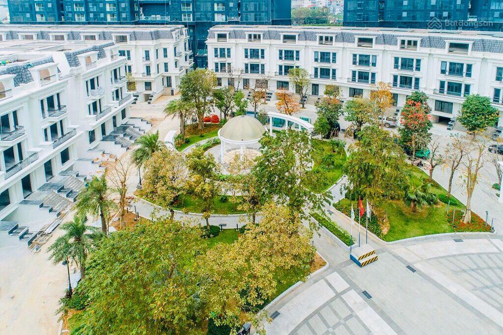 Cần bán căn 3pn 2vs tòa s34 sunshine city. full đồ. sẵn sổ lâu dài. giá hơn 8 tỷ bao phi