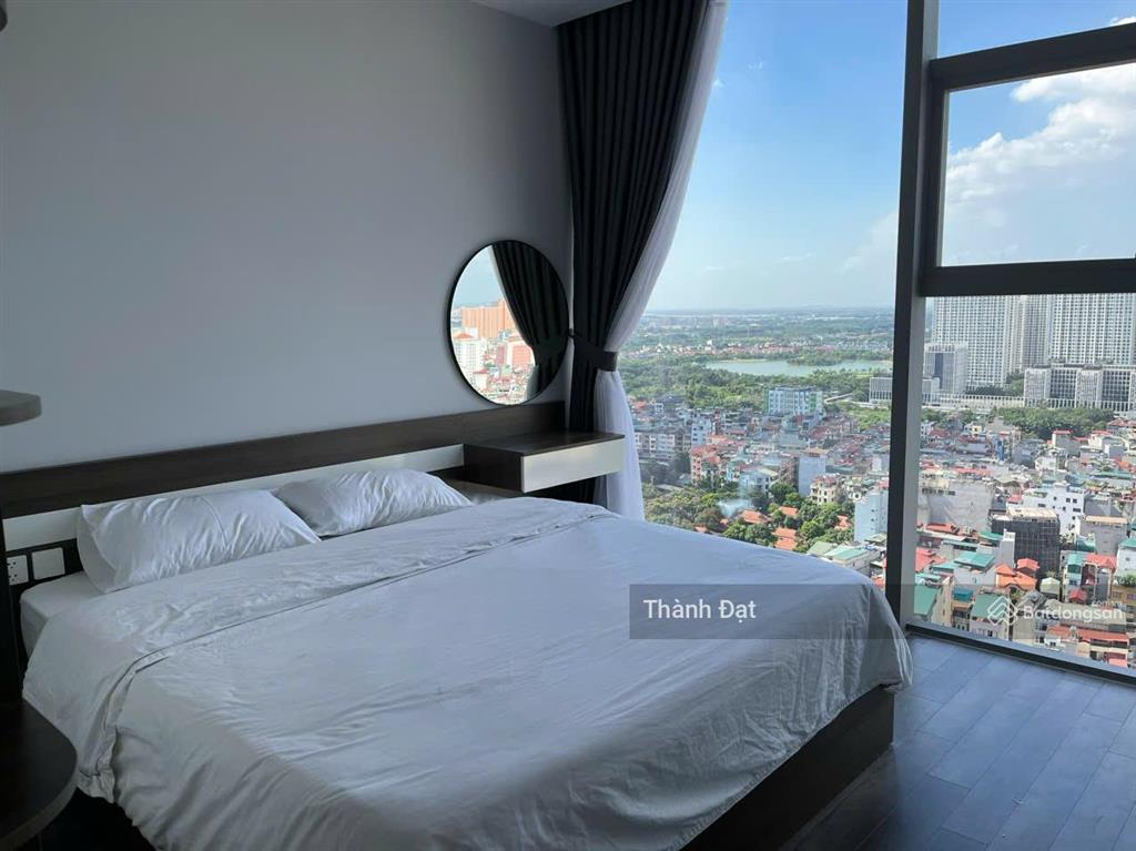 Chính chủ cần bán căn góc đông nam, 3pn dt107m2 full đồ tầng 18 toà the nine phạm văn đồng