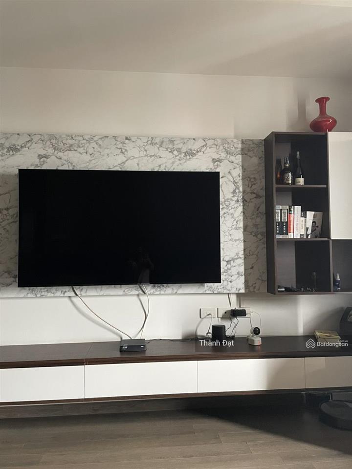 Cần cho thuê căn góc 3pn dt125m2 full đồ tầng trung đẹp , chung cư flc 265 cầu giấy