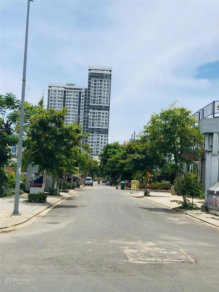 Cần bán gấp nhà phố đường bùi thị xuân, tp đà nẵng, chỉ 9,8ty