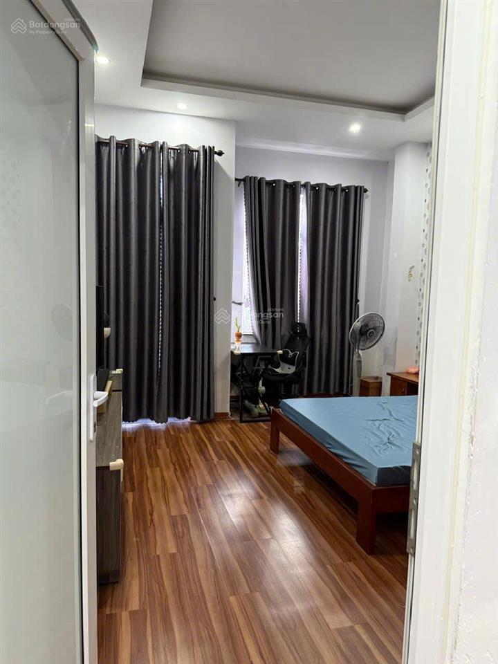 Cần bán gấp nhà phố đường bùi thị xuân, tp đà nẵng, chỉ 9,8ty