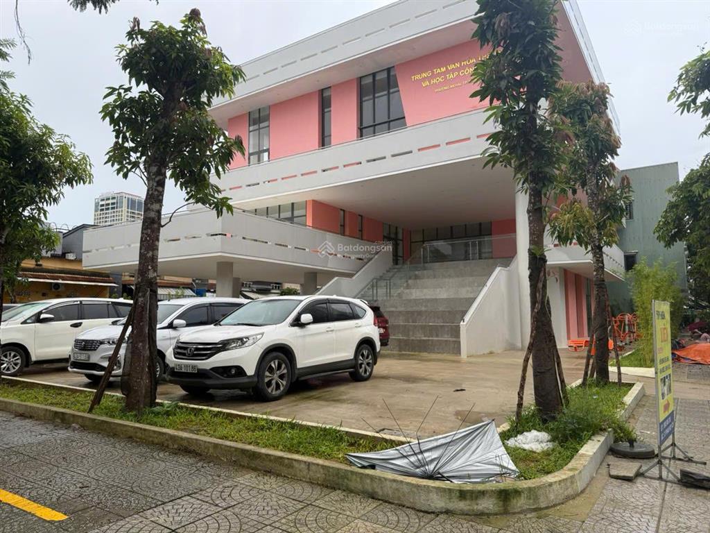 Cần bán gấp nhà phố đường bùi thị xuân, tp đà nẵng, chỉ 9,8ty
