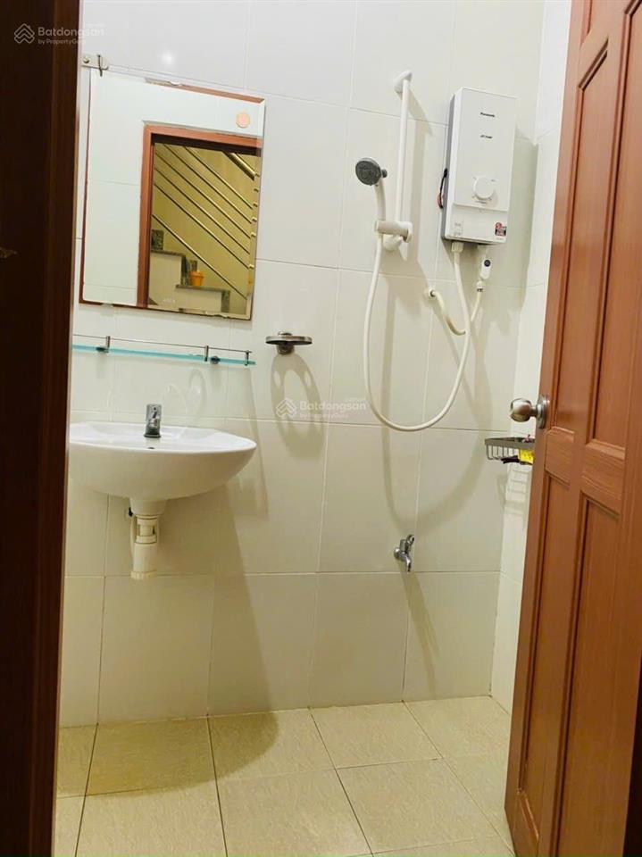 Cho thuê nhà đẹp, hẻm ba gác, 1/trần kế xương, p.7, q.phú nhuận, gần mặt tiền