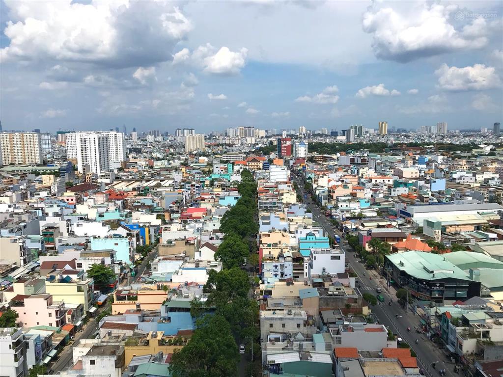 Chính chủ bán căn hộ 2pn 2wc tầng cao view pháo hoa tô hiệu.