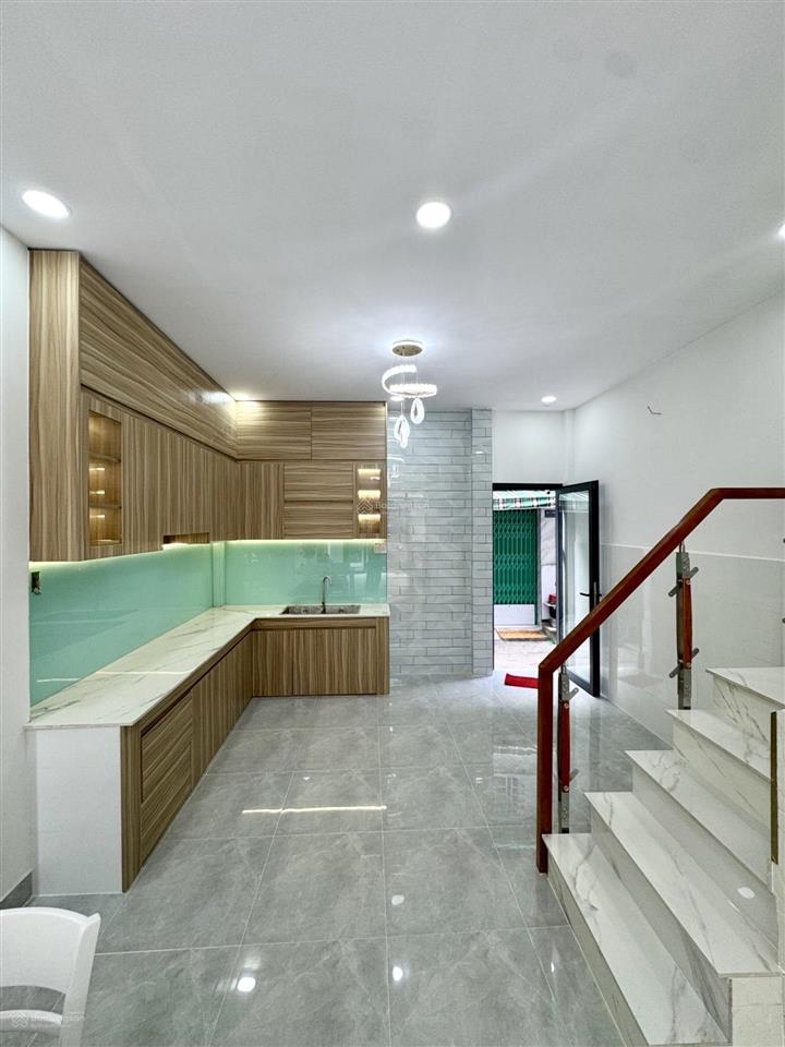 Nhà mới đẹp 3 phòng ngủ hẻm 4m thông giá chỉ hơn 4 tỷ