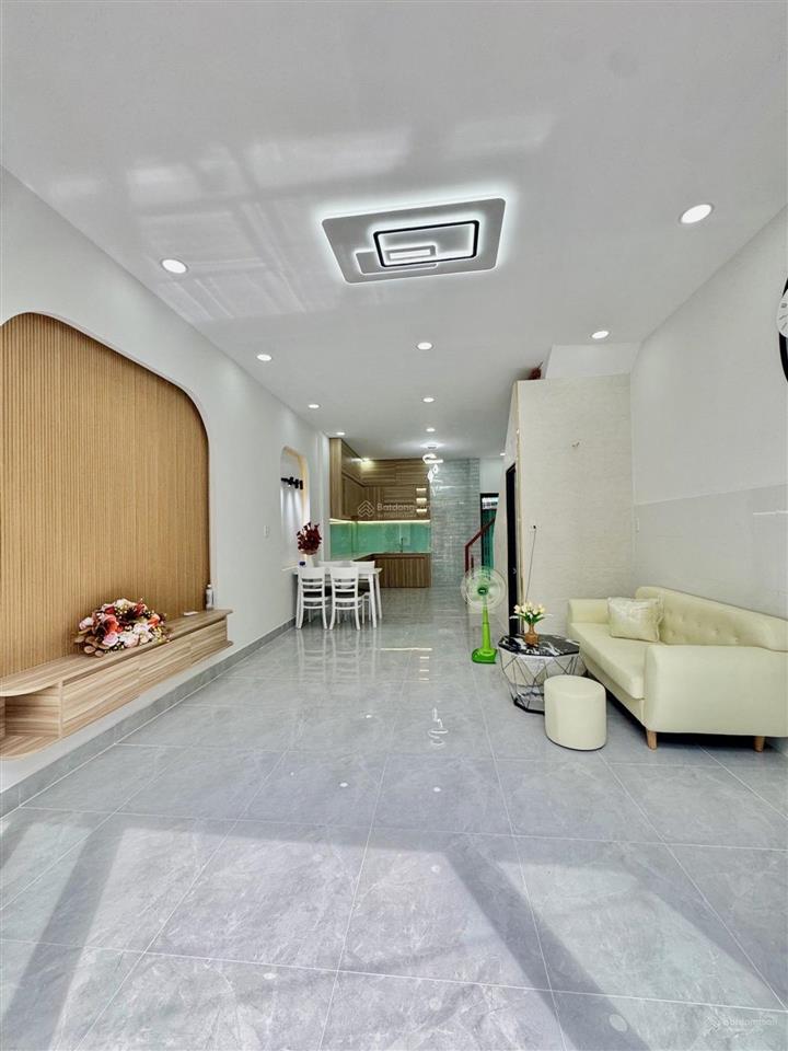 Nhà mới đẹp 3 phòng ngủ hẻm 4m thông giá chỉ hơn 4 tỷ