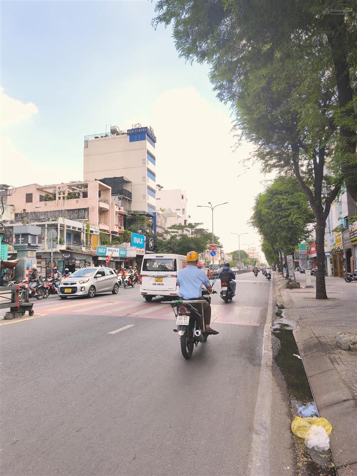Hiếm mặt tiền đất thánh  khu bắc hải 4,3 nở hậu5,2x20m  3 tầng kinh doanh sầm uất