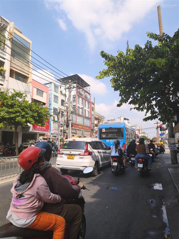 Bán nhà cách mạng tháng 8  75m2  4 tầng hxh 6m thông  ngang khủng
