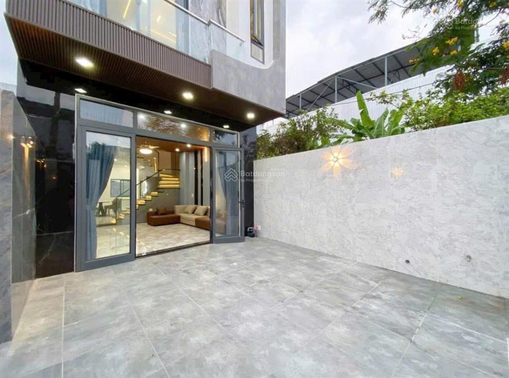 Bán nhà mặt phố tại phường hòa xuân, quận cẩm lệ, đà nẵng, 5,69 tỷ, 100m2