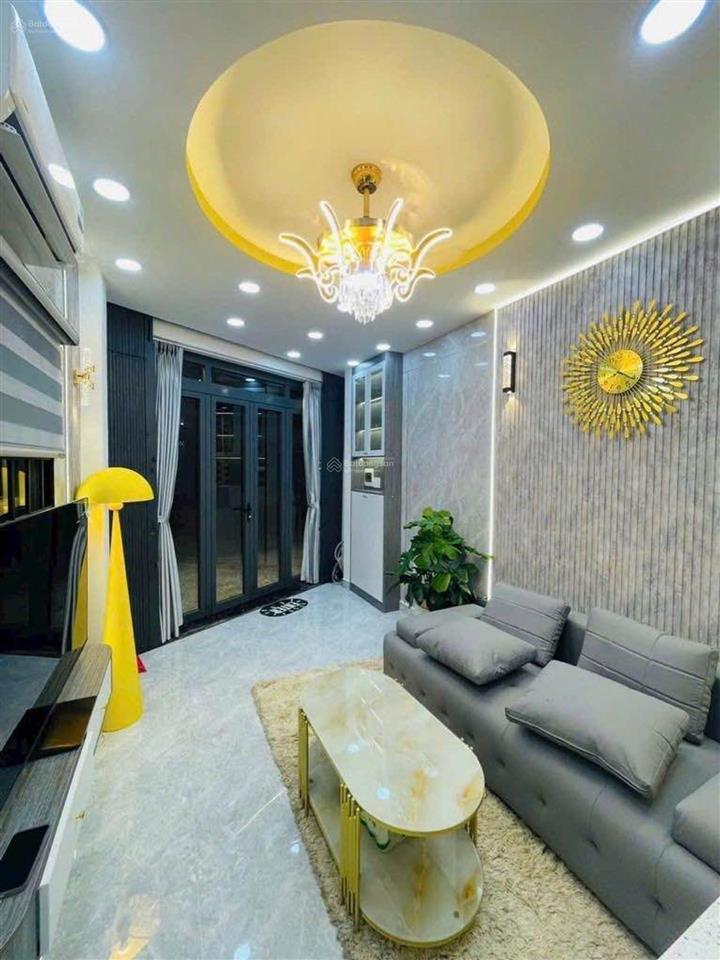 Phan văn trị  căn góc kinh doanh  hẻm trước nhà 8m  3 tầng btct  32m2  7.88 tỷ
