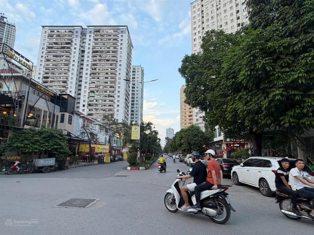 Bán 50 m đất phân lô ô tô tránh ngay nông quốc chấngiáp văn khêxây văn phòngkinh doanh 13,2 tỉ