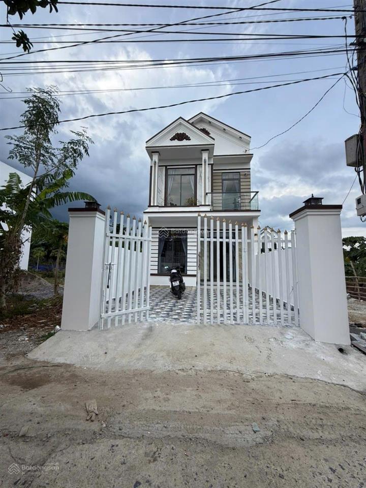 Nhà 2 tầng trung tâm diên lạc,diên khánh