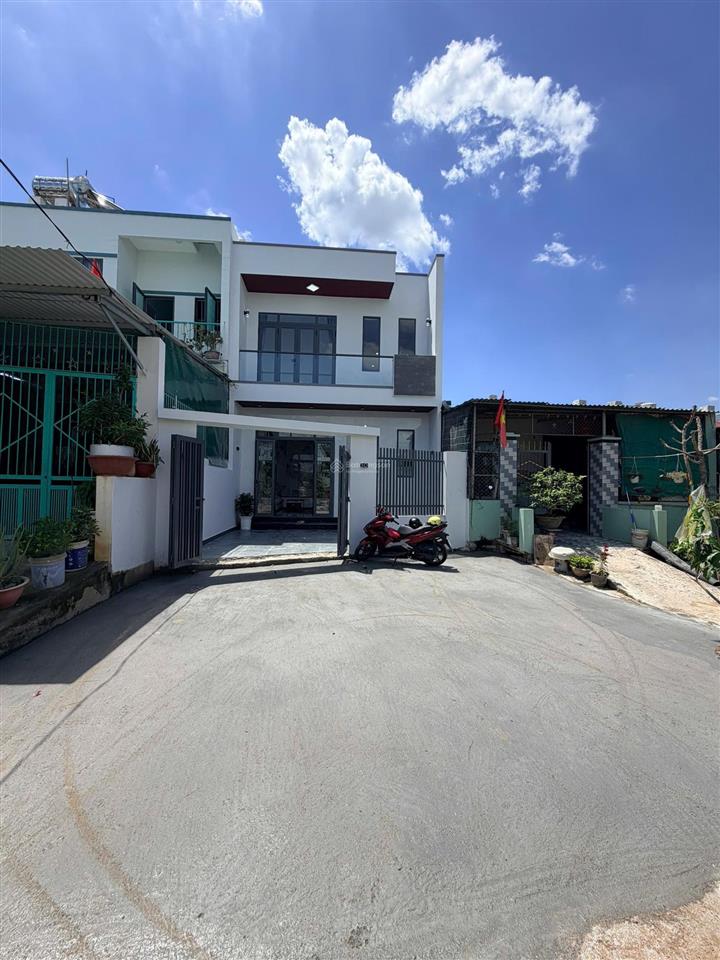 Bán siêu phẩm nhà lầu diên an.