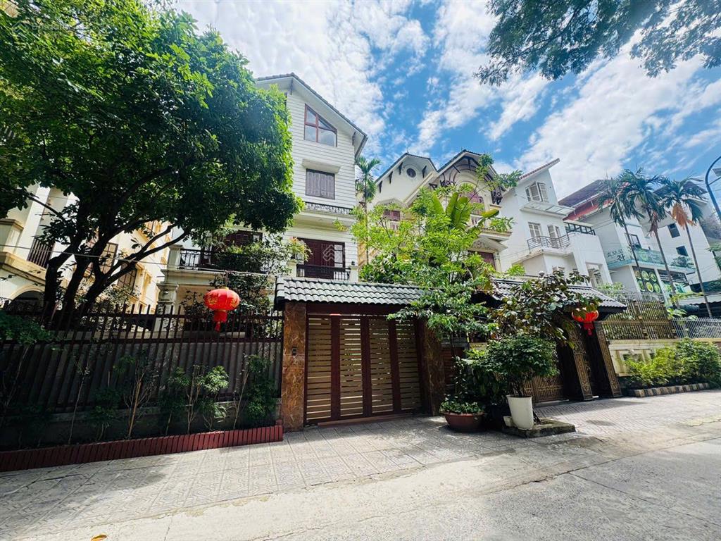 Chính chủ bán nhà mặt phố lưu hữu phước 100m2  vị trí đẹp kinh doanh đỉnh, giá 40 tỷ.
