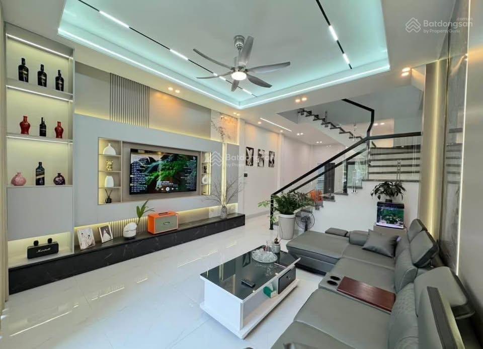 Bán nhà phố vạn phúc, hà đông, ô tô qua nhà, kinh doanh, ngõ thông, dân xây 39m 4 tầng, giá 9,9 tỷ
