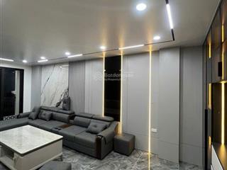 Nhà mới nguyễn trãi giáp royal city  7 tầng thang máy  nhiều phòng ngủ  ngõ nông gần phố