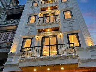 Nhà hoàng văn thái  lê trọng tấn  thoáng sáng  sân vườn  ô tô tận cửa