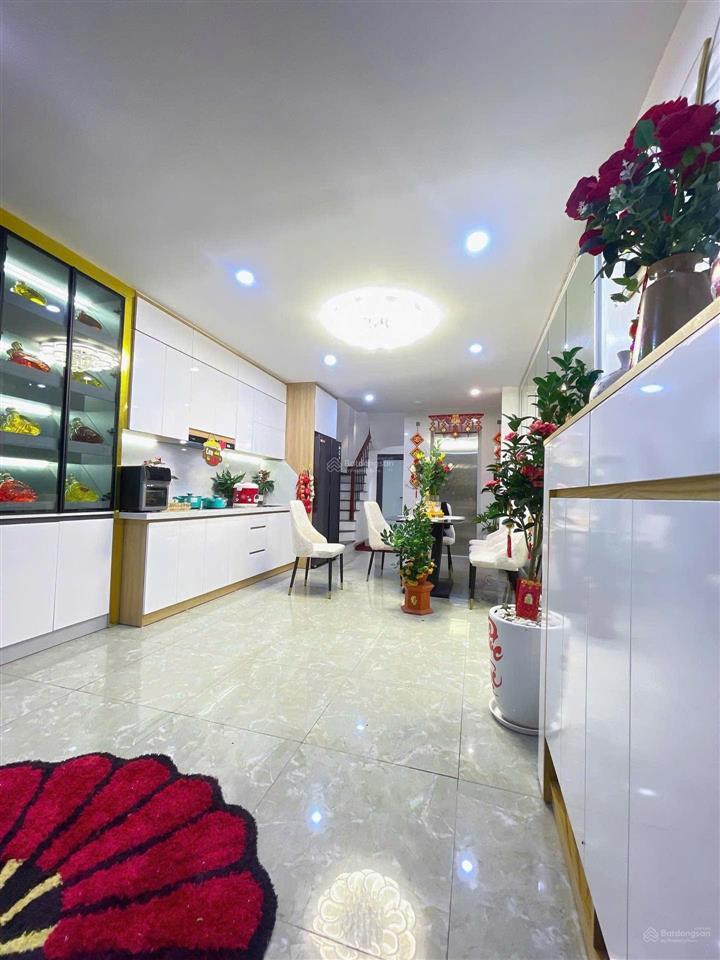 Trung tâm đống đa  nhà đẹp khỏi sửa  xách vali vào ở ngay  40m2  7 tầng thang máy chỉ 11 tỷ