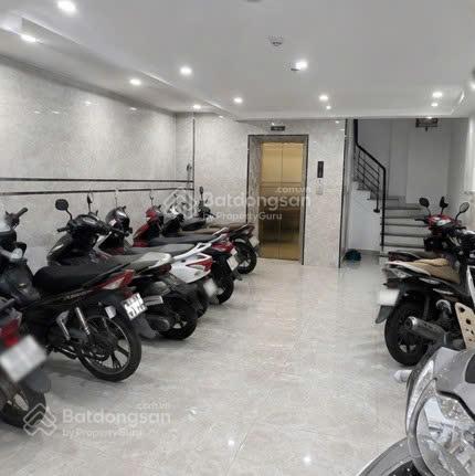 Ccmn đống đa  đê la thành xây mới, 7 tầng, thang máy xịn, full nội thất giá hơn 15 tỷ