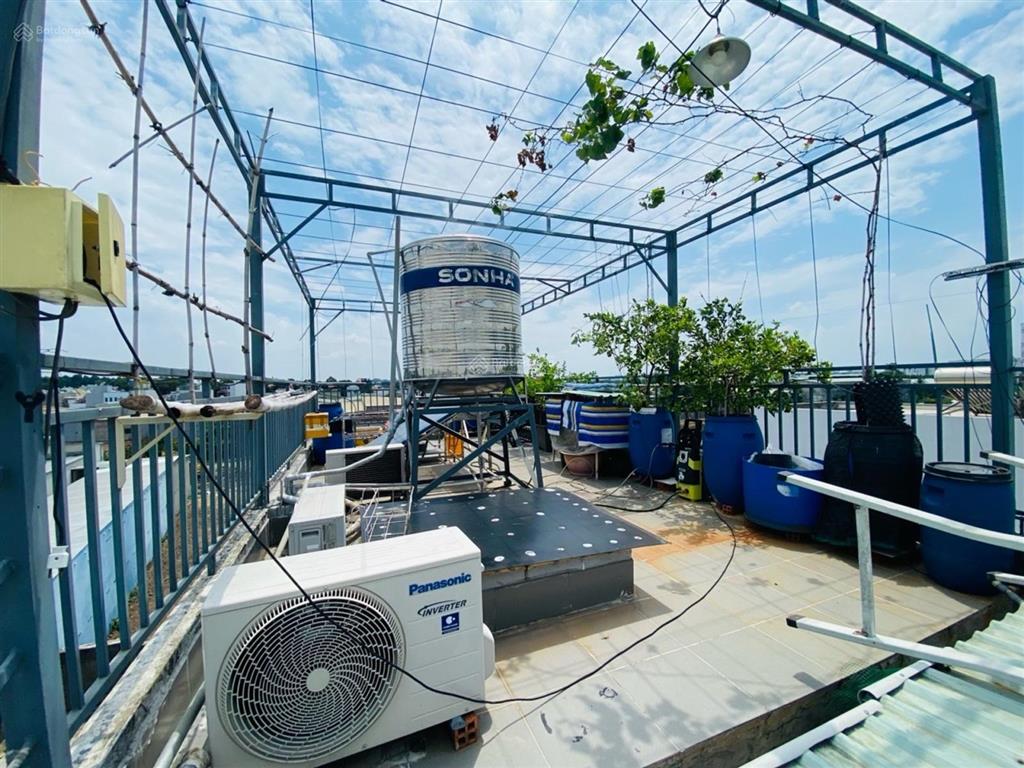 Chủ gấp bán nhà nhỉnh 5đ  61m2 ngang 4.2m  nhà 3 tầng, 3pn  dương đình hội  hxh
