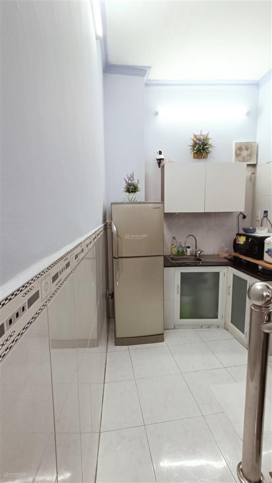 Bán nhà quận 4 p. 14 cũ đoàn văn bơ nhà đẹp không quy hoạch