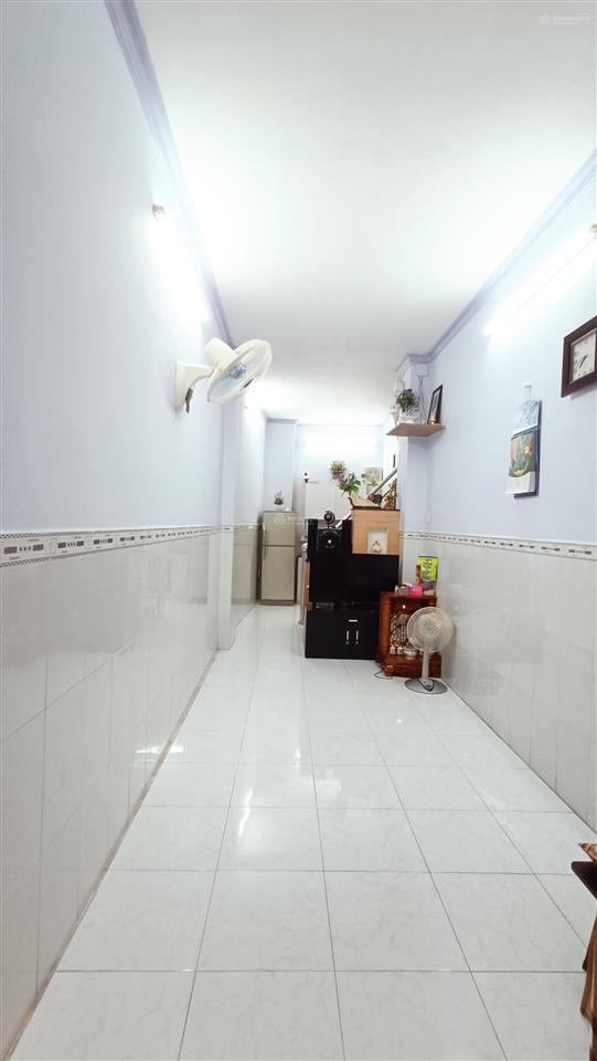Bán nhà quận 4 p. 14 cũ đoàn văn bơ nhà đẹp không quy hoạch