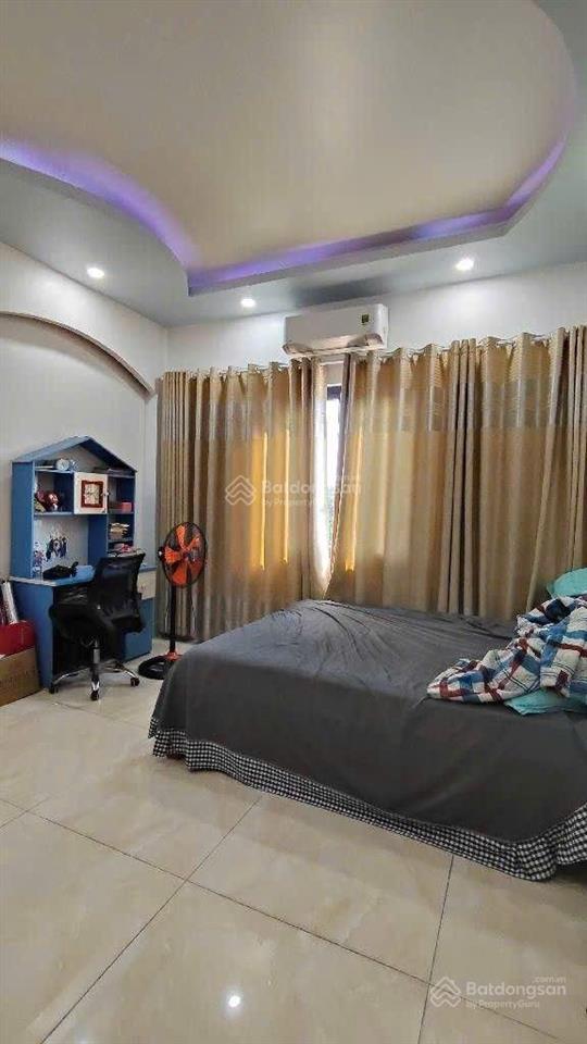 Diện tích 130m  9 tỷ  chia 2 thành căn tuyệt đẹp  8x17  ngay nguyễn thị tú 1 sẹc ô tô đỗ cửa.