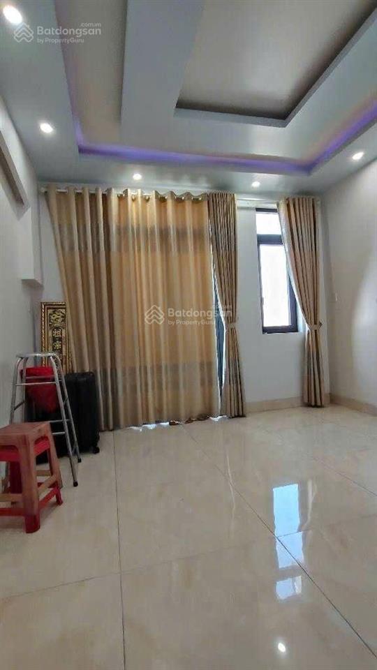 Diện tích 130m  9 tỷ  chia 2 thành căn tuyệt đẹp  8x17  ngay nguyễn thị tú 1 sẹc ô tô đỗ cửa.