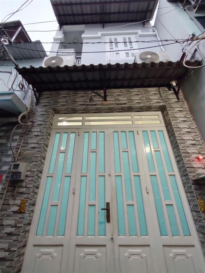 Kẹt tiền bán nhà 2 tầng 68m ngay vòng xoay phú lâm ,nguyễn văn luông