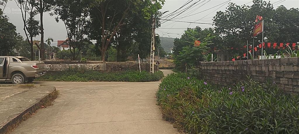 Đất chính chủ em cần bán anh em có nhu cầu về đất  em để được tư vấn trực tiếp