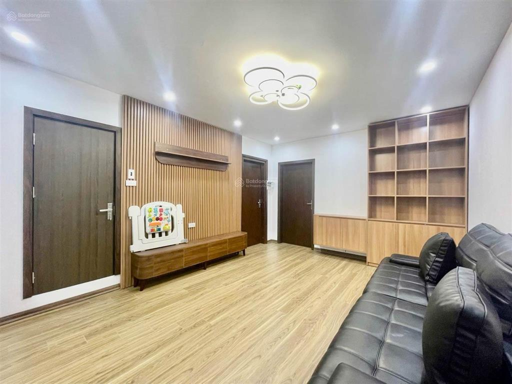 Cc khuất duy tiến  85m²  full nội thất xịn  2 ban công thoáng sáng  chỉ 5.2 tỷ