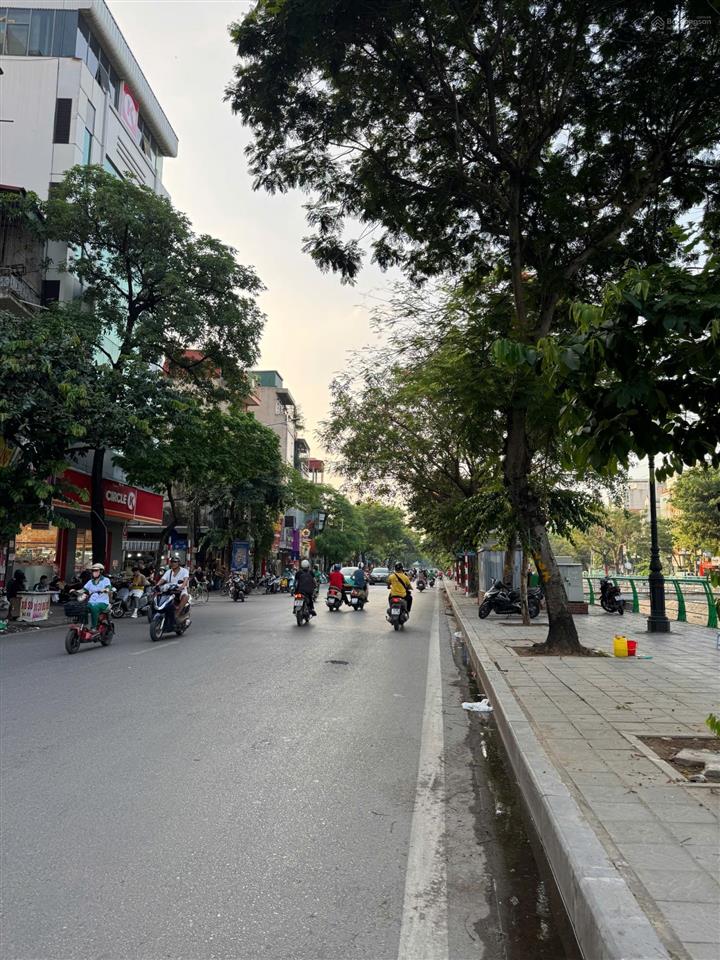 Mặt phố kim ngưu 65m2  giá chỉ 20.9 tỷ  hiếm có khó tìm  giá rẻ hơn khu vực cả tỷ