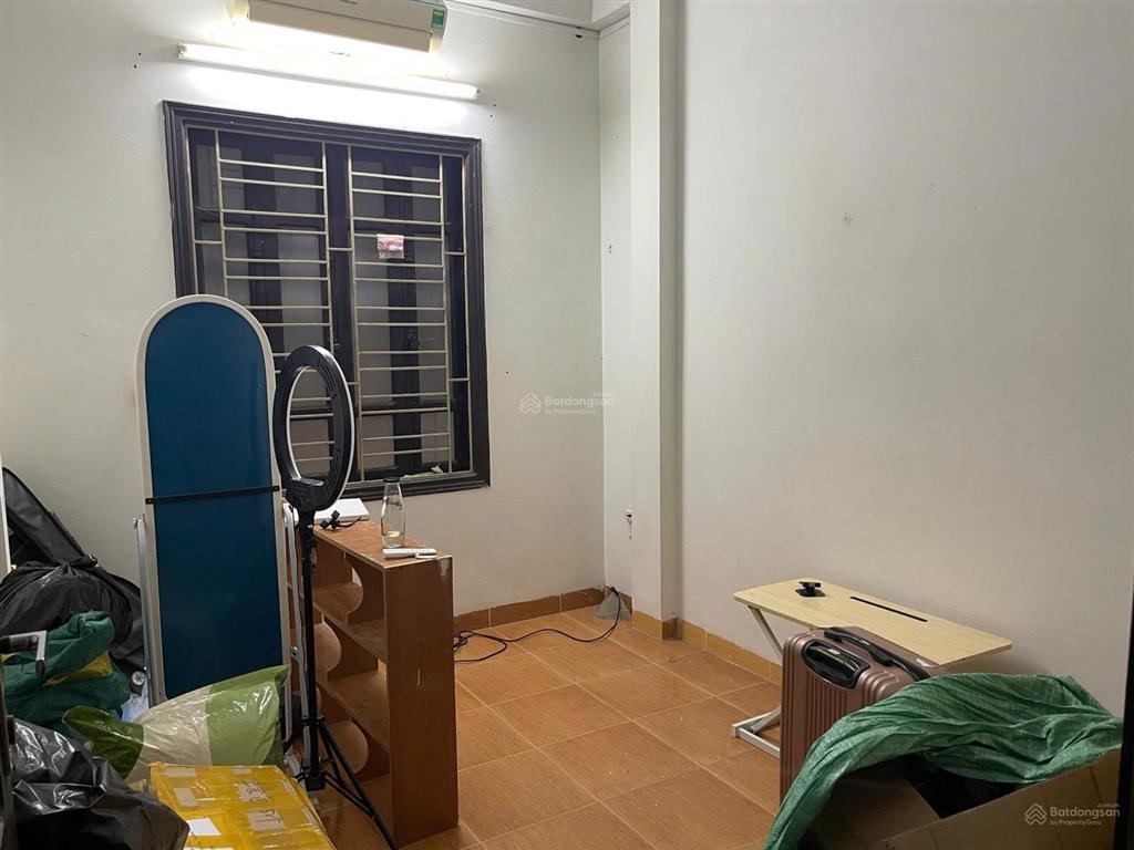 Cho thuê nhà nguyên căn 35m2 ở phố hoàng diệu, hà cầu, hà đông