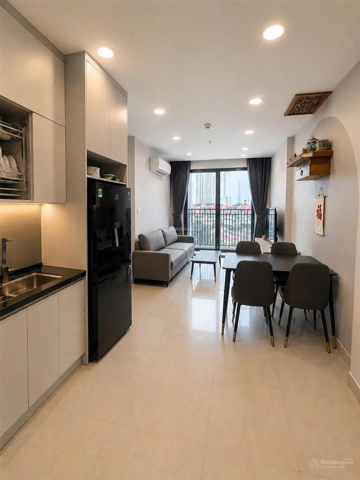Bán gấp căn 2n vinhomes smart city  full đồ 300tr  đối diện trường (giá thật không ảo)