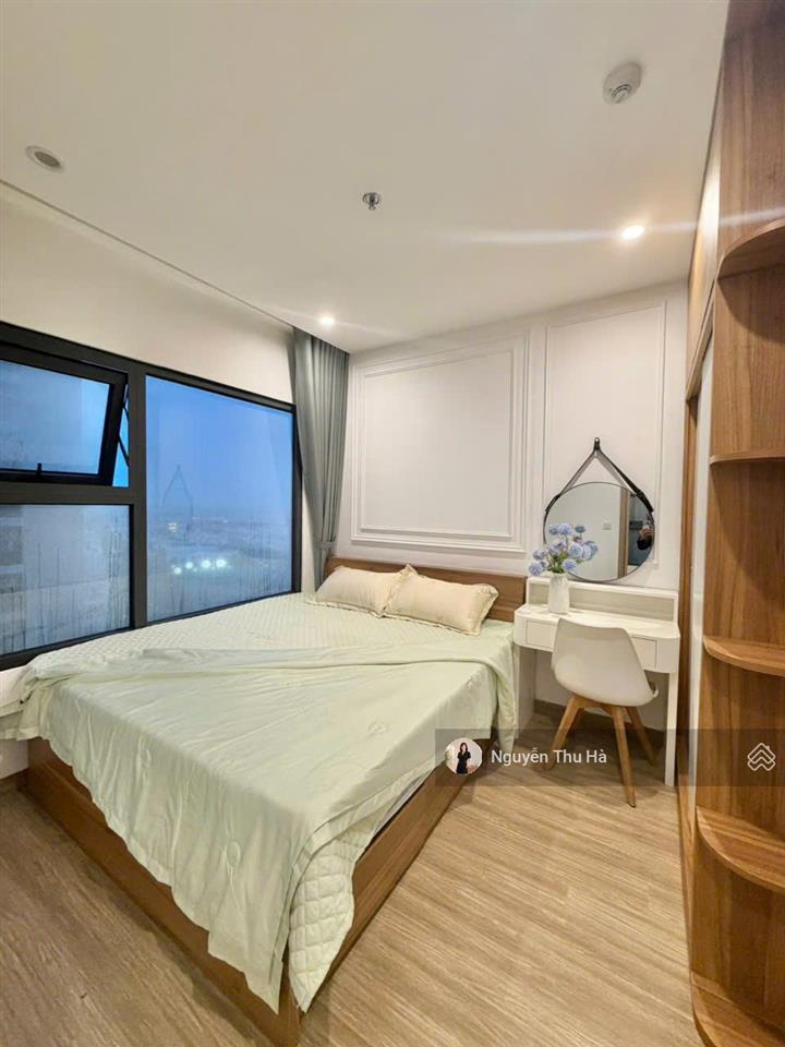 Chính chủ gửi bán căn 2 ngủ góc 69m giá hời tòa mới bên vinhomes ocean park gia lâm