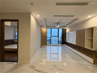 Chính chủ gửi bán căn 3 ngủ sunshine city, dt 107m2, view cưc thoáng, giá 12,8 tỷ