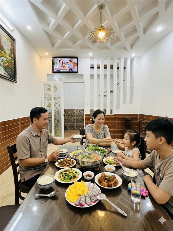 Bán nhà chính chủ 1 trệt 1 lầu mái btct hxh long trường hồ chí minh 4 tỷ 8