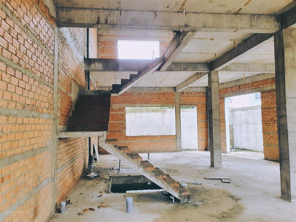 Chiếm lĩnh vị trí vàng  biệt thự 240m2 tại tâm điểm kết nối tp. thủ đức