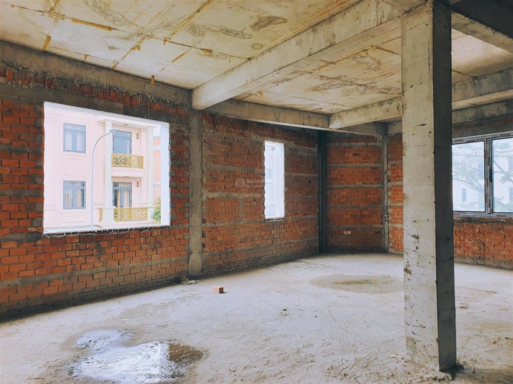 Chiếm lĩnh vị trí vàng  biệt thự 240m2 tại tâm điểm kết nối tp. thủ đức