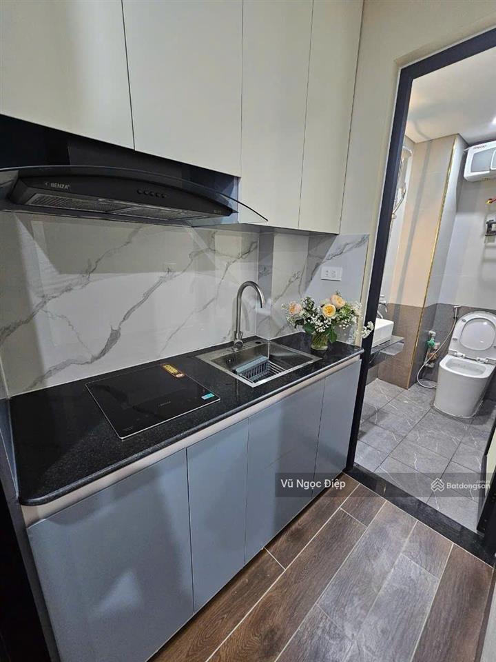 Gấp lắm rồi, tòa chdv ngã tư sở 56m2 6t 11pkk doanh thu cao giá chỉ 11 tỷ