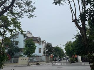 Cần bán gấp biệt thự văn phú 220m2 4t thang máy giá tốt nhất thị trường