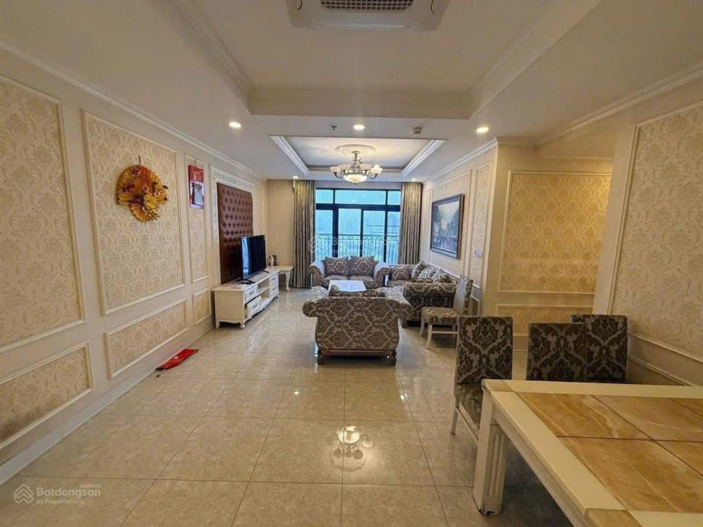 Bán căn hộ licogi khuất duy tiến. dt 90m nhà 3 phòng ngủ. giá bán 6,5 tỷ